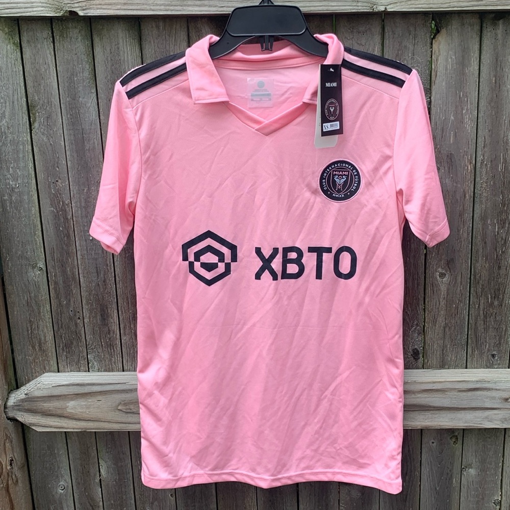 Club Internacional Futbol Miami Messi XS jersey! NWT!!